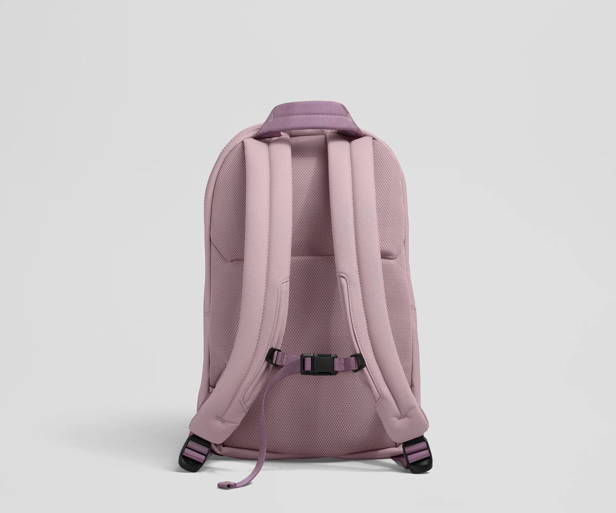 Active Daypack 20L in Meadow Mauve - Image 6
