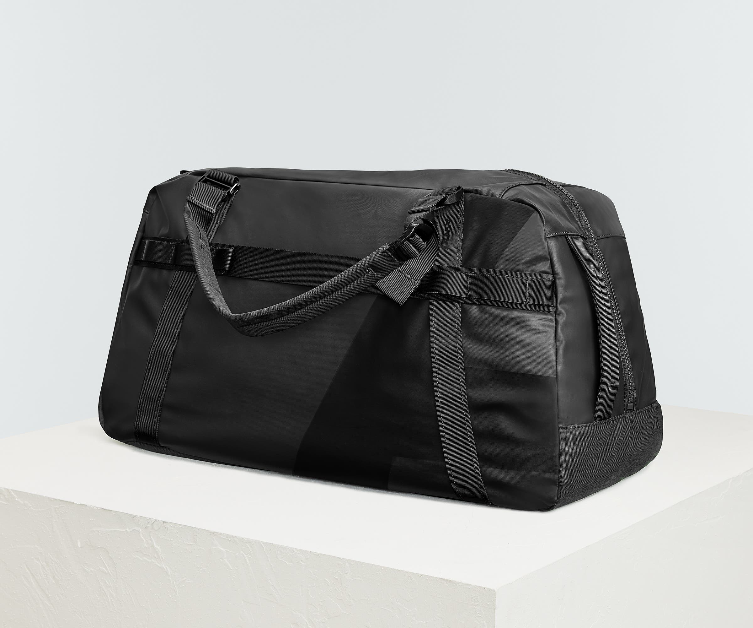Active Duffle 55L in Jet Black - Image 2