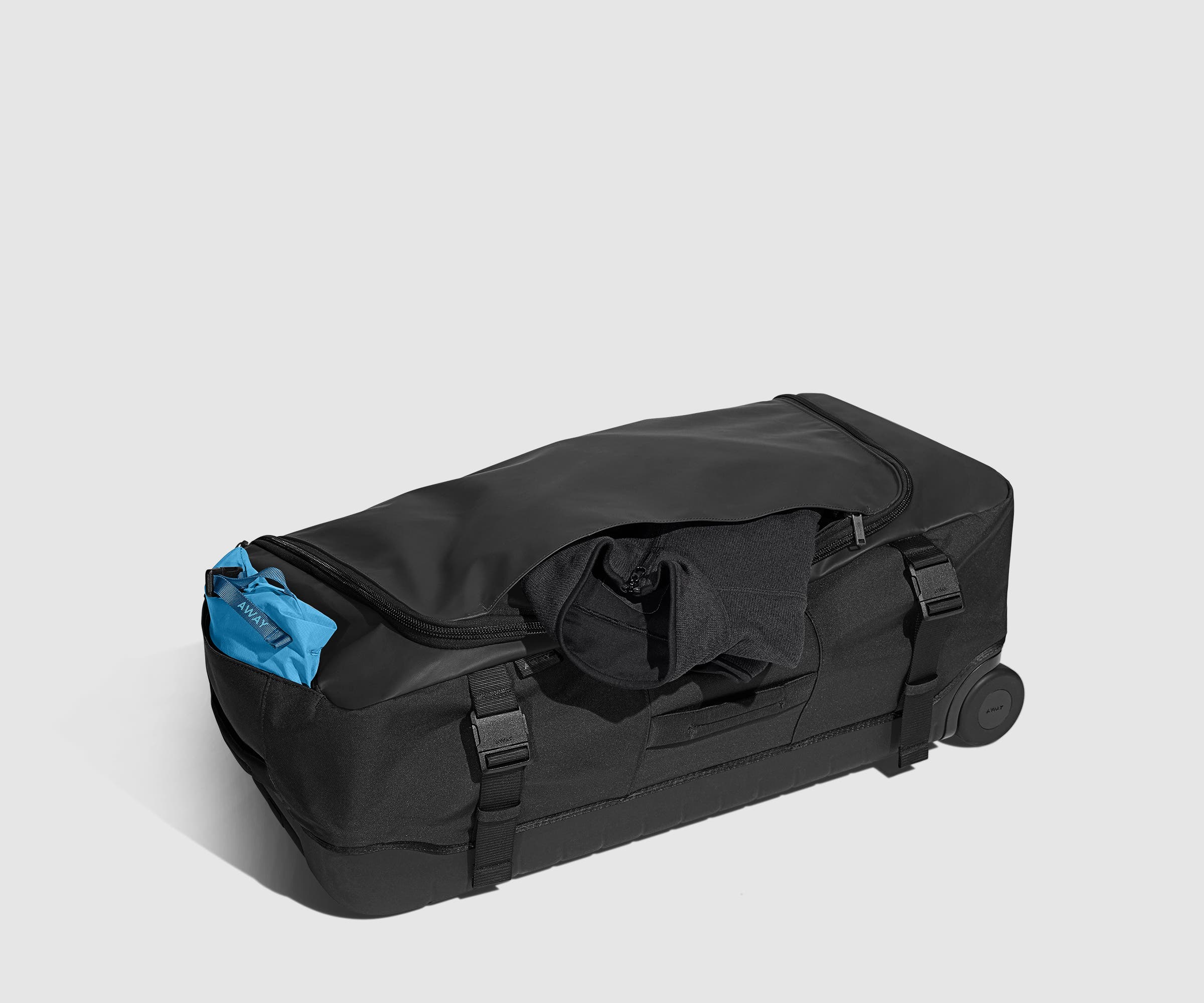 Active Rolling Duffle 85L in Jet Black - Image 7