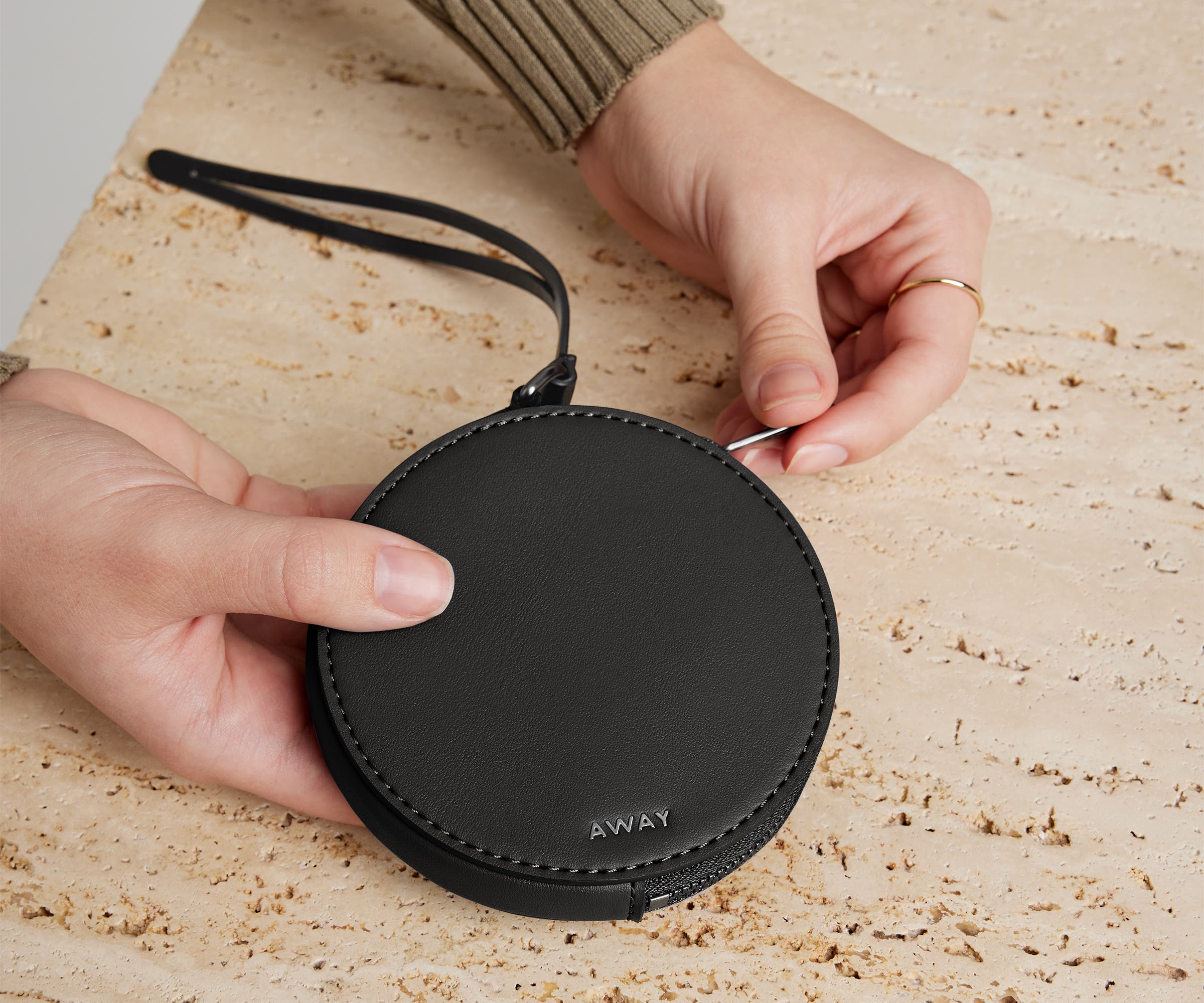 The Circle Zip Pouch in Jet Black - Image 3