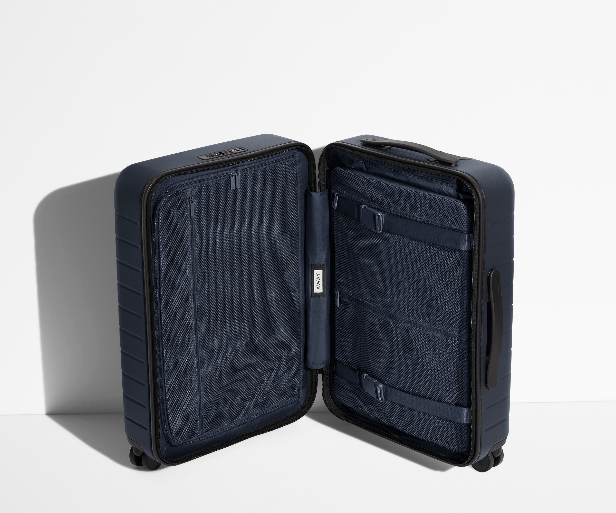 The Collegiate Bigger Carry-On in University of Michigan ™ - Image 7