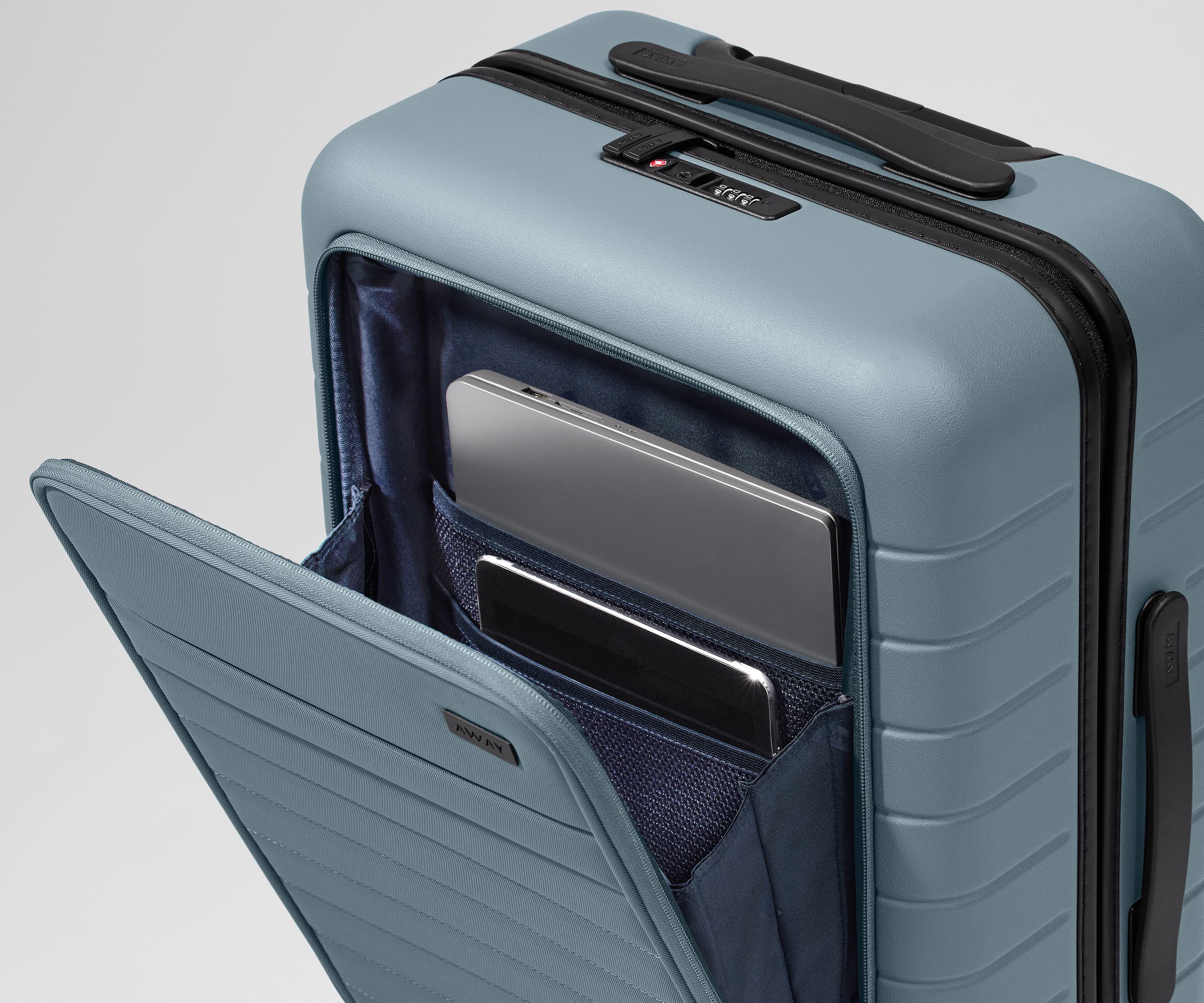 The Executive Bigger Carry-On in Coast Blue - Image 5
