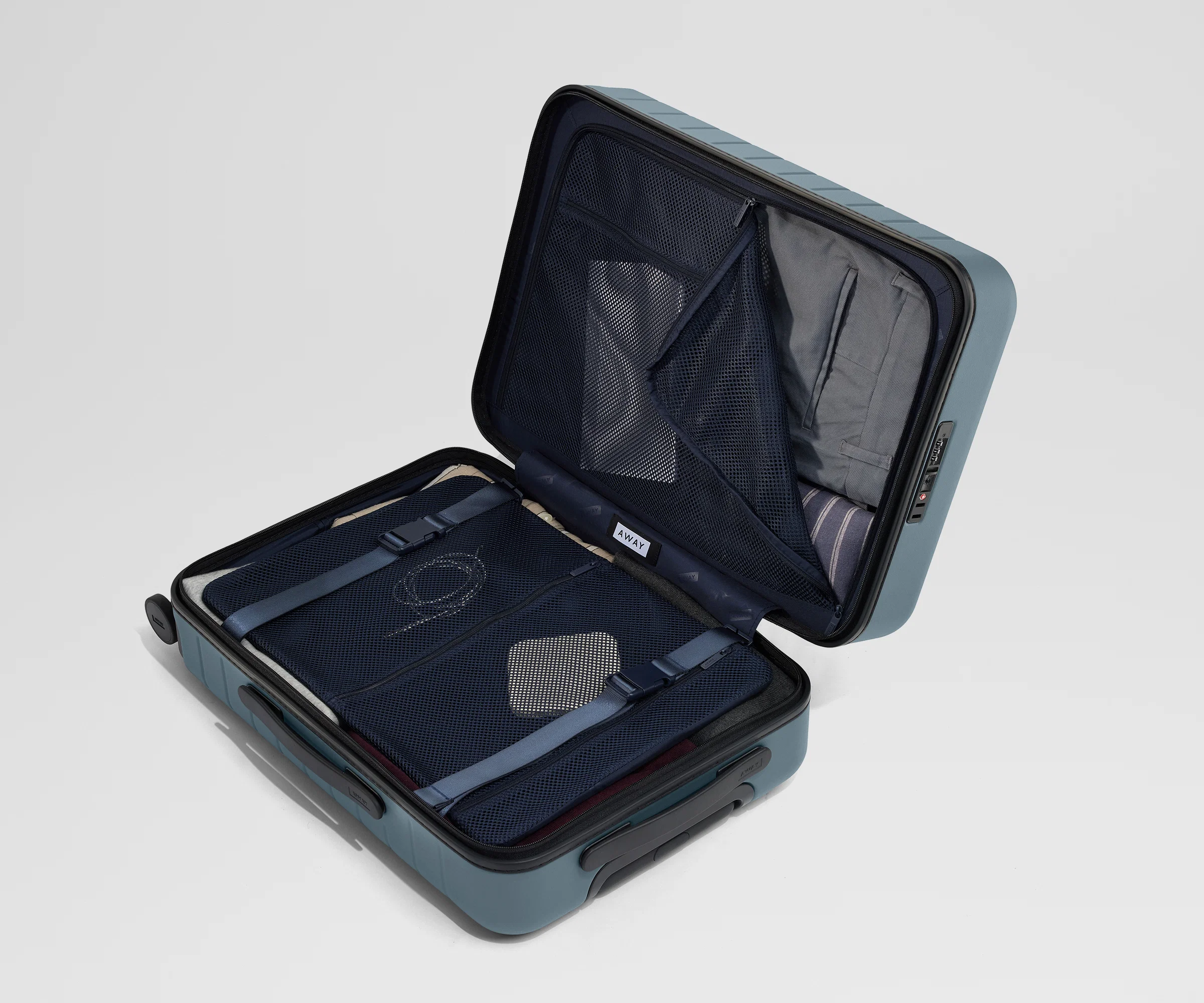 The Executive Bigger Carry-On in Coast Blue - Image 8