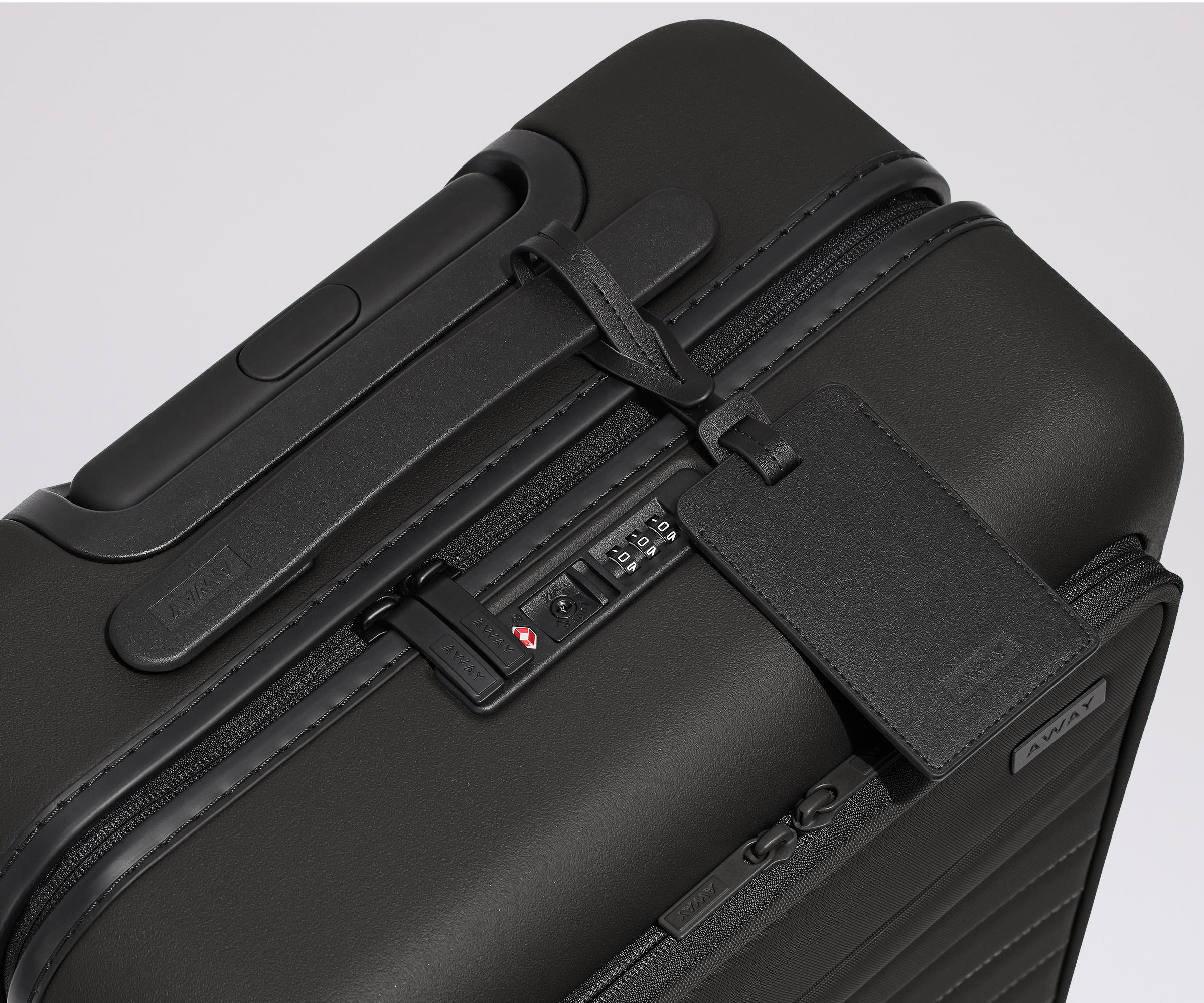 The Executive Bigger Carry-On in Jet Black - Image 13