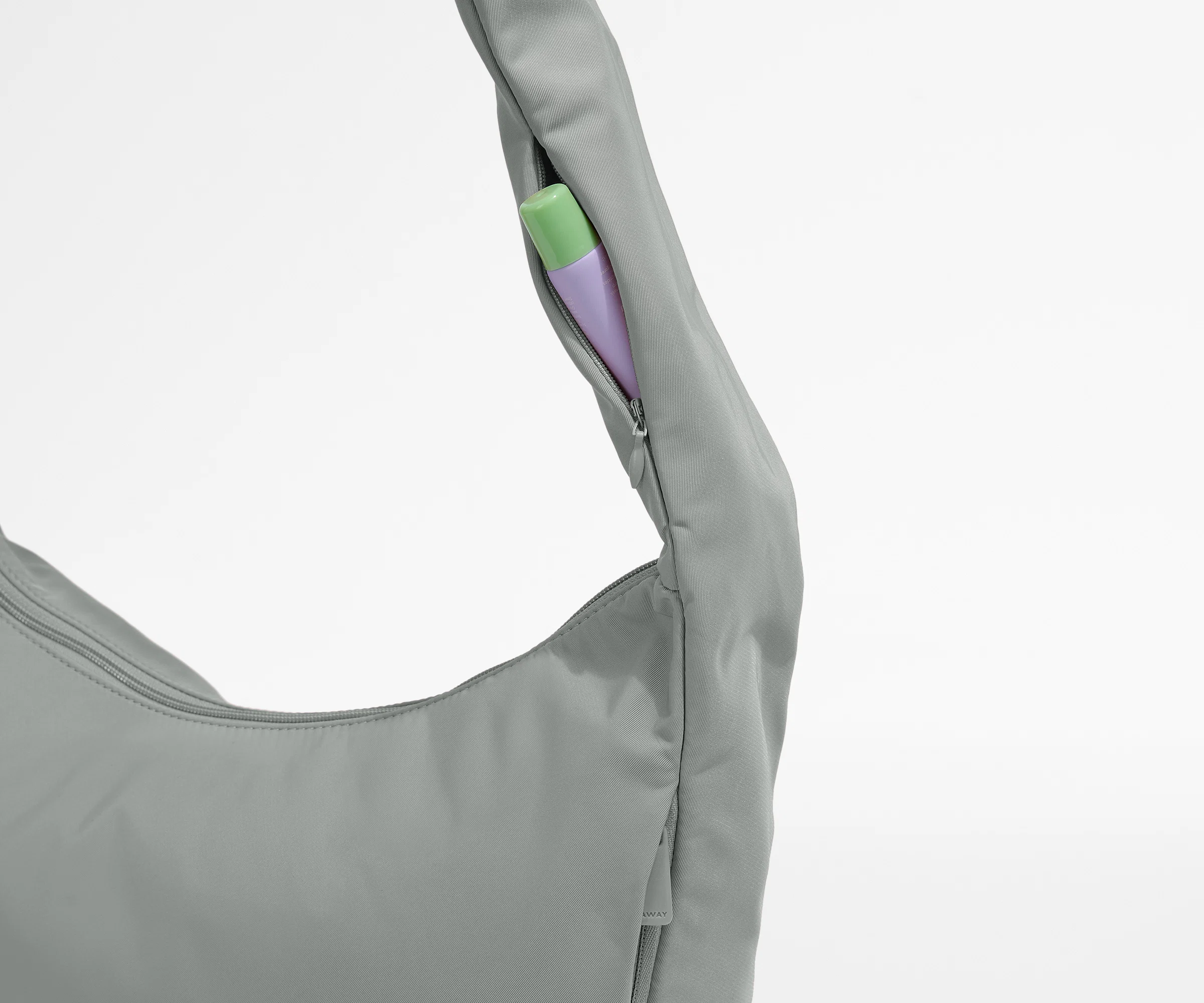 Featherlight Crossbody in Nordic Gray - Image 4