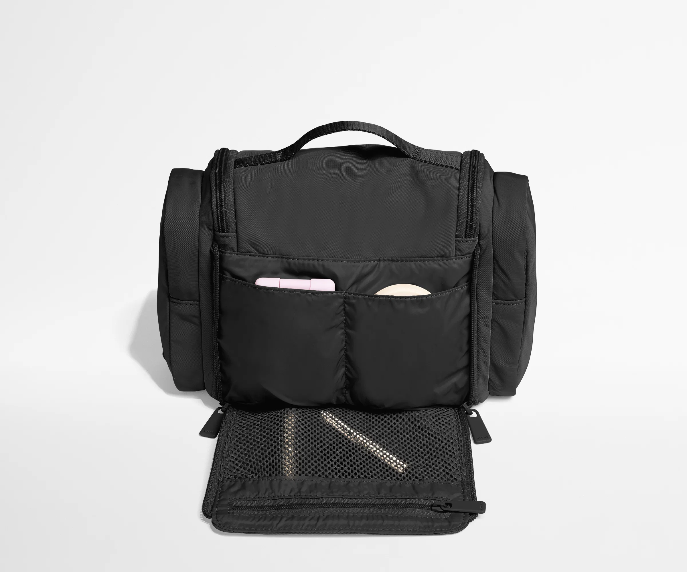 Featherlight Hanging Travel Vanity in Jet Black - Image 5
