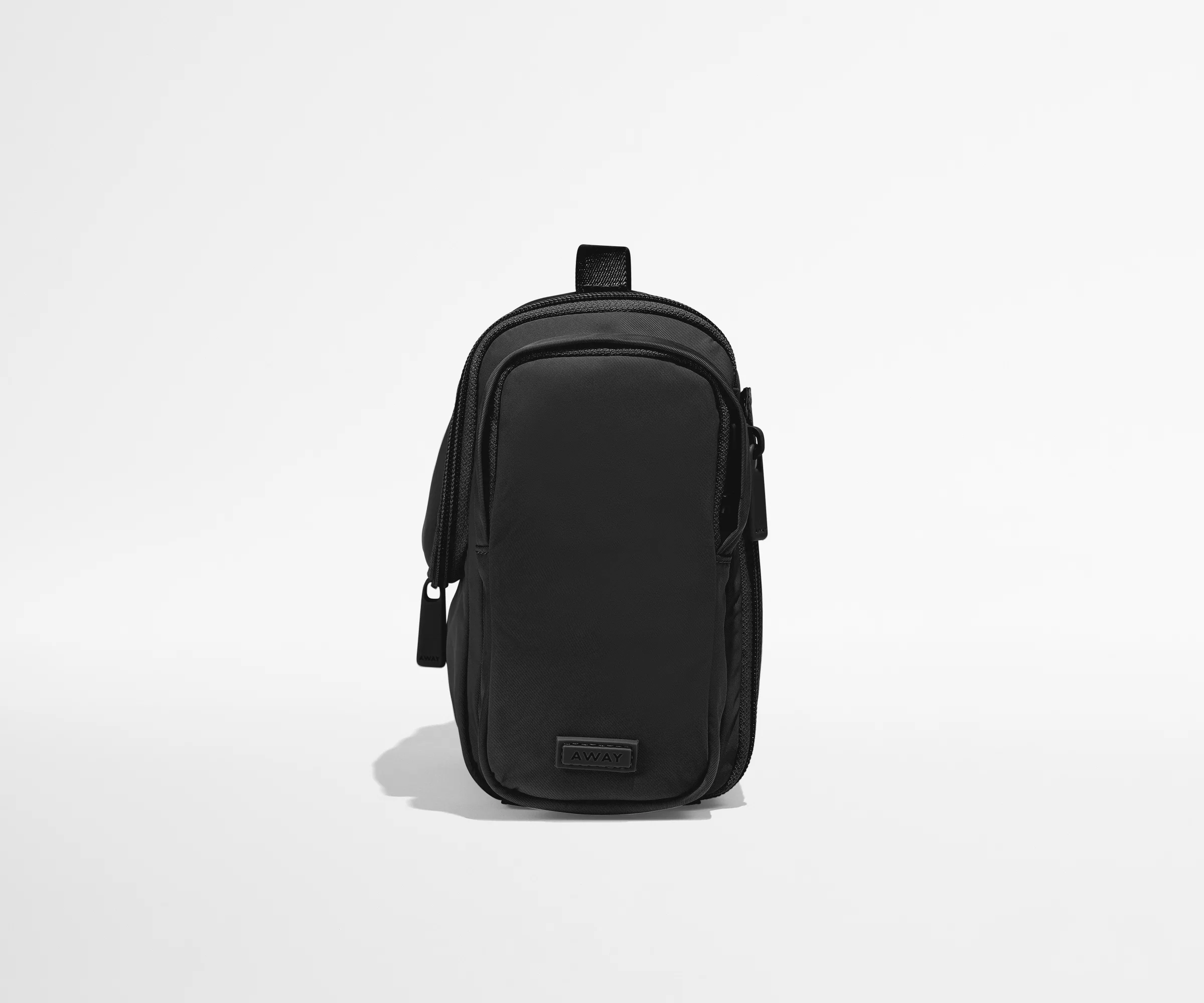 Featherlight Hanging Travel Vanity in Jet Black - Image 8