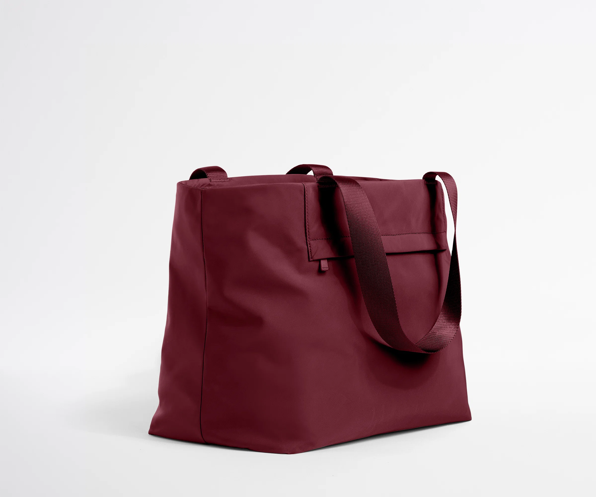 Featherlight Tote in Ruby Haze - Image 2