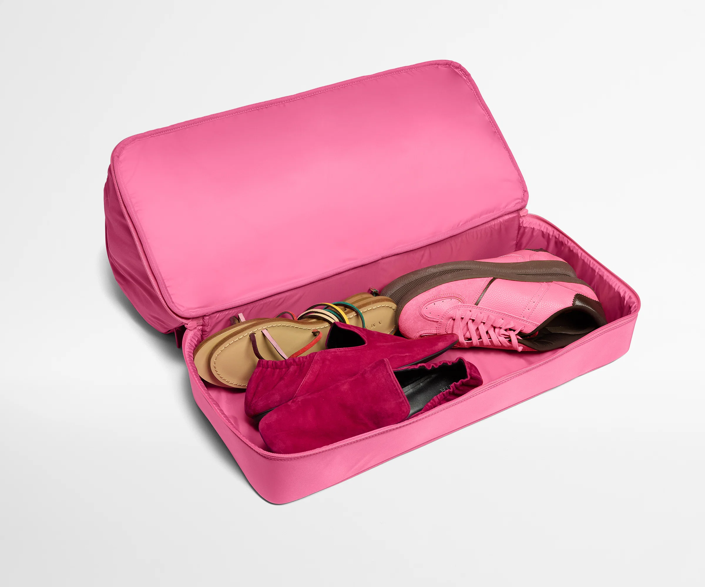 Featherlight Weekender in Island Pink - Image 4
