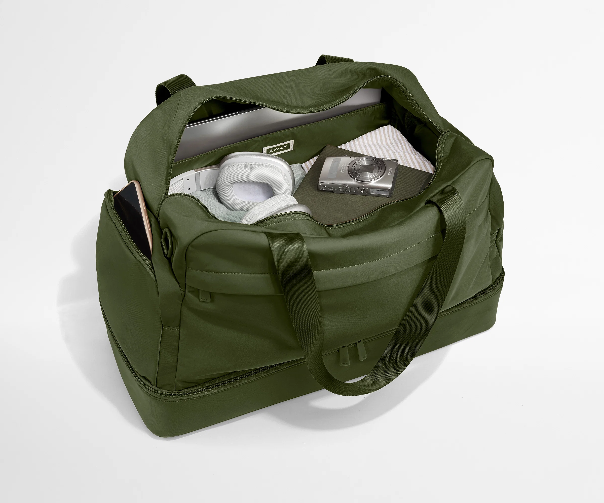 Featherlight Weekender in Olive Green - Image 2