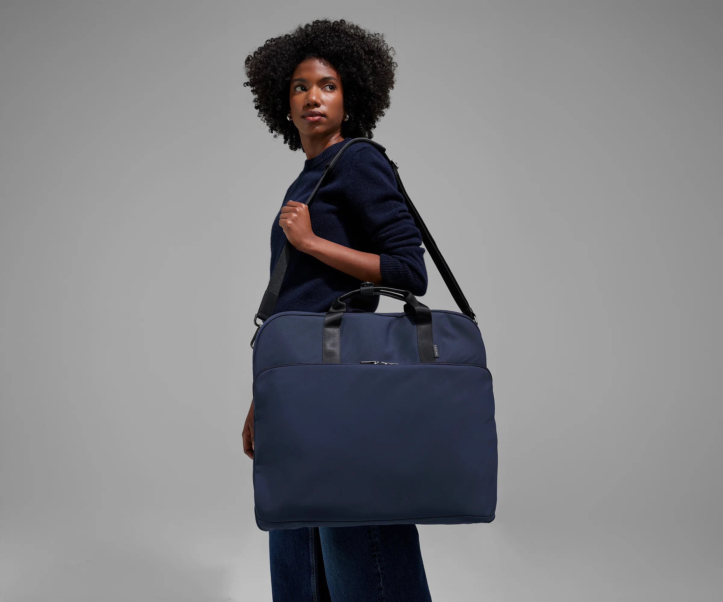 Garment Bag in Navy Blue - Image 6