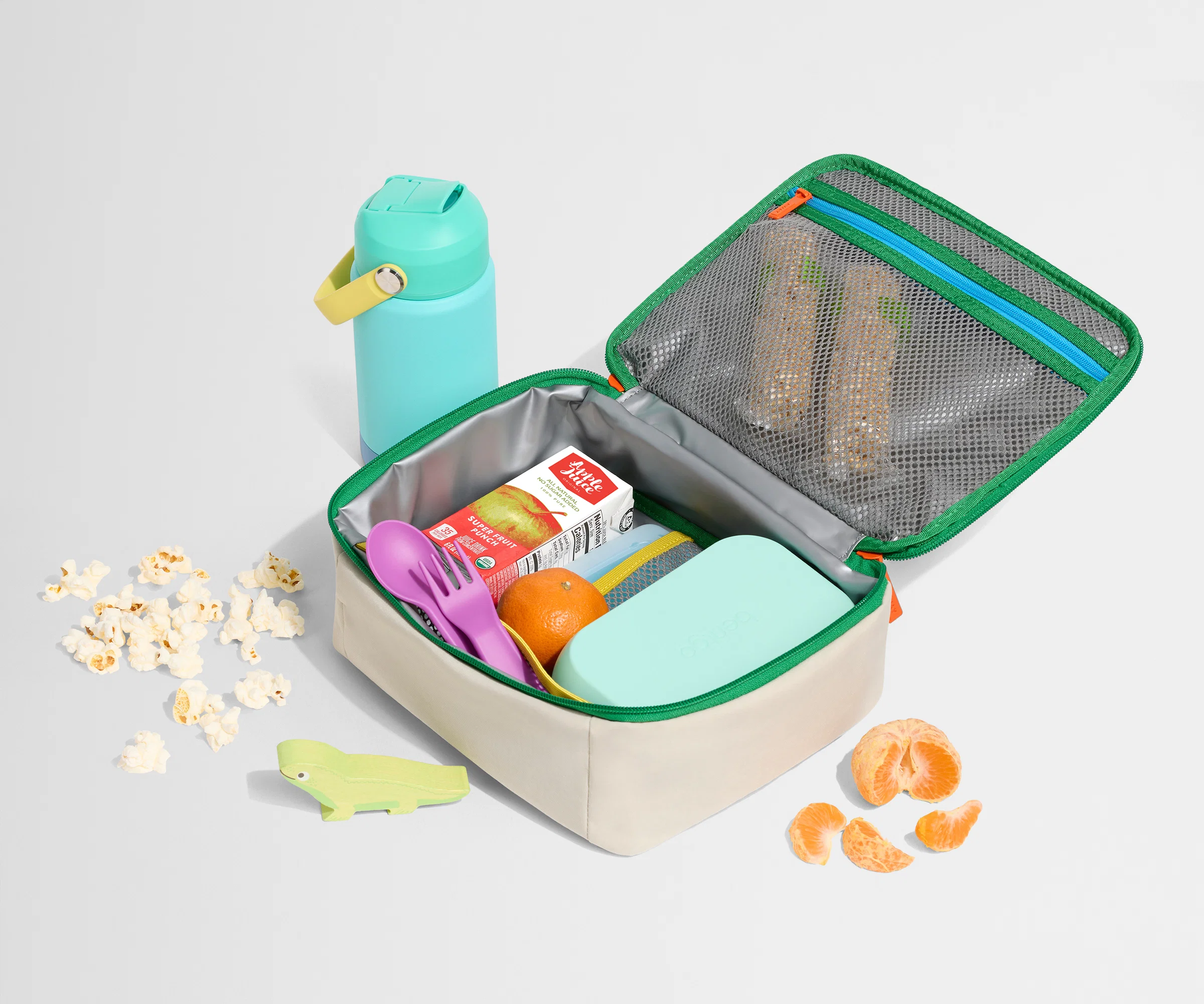 Kids Lunch Box in Marshmallow White - Image 4