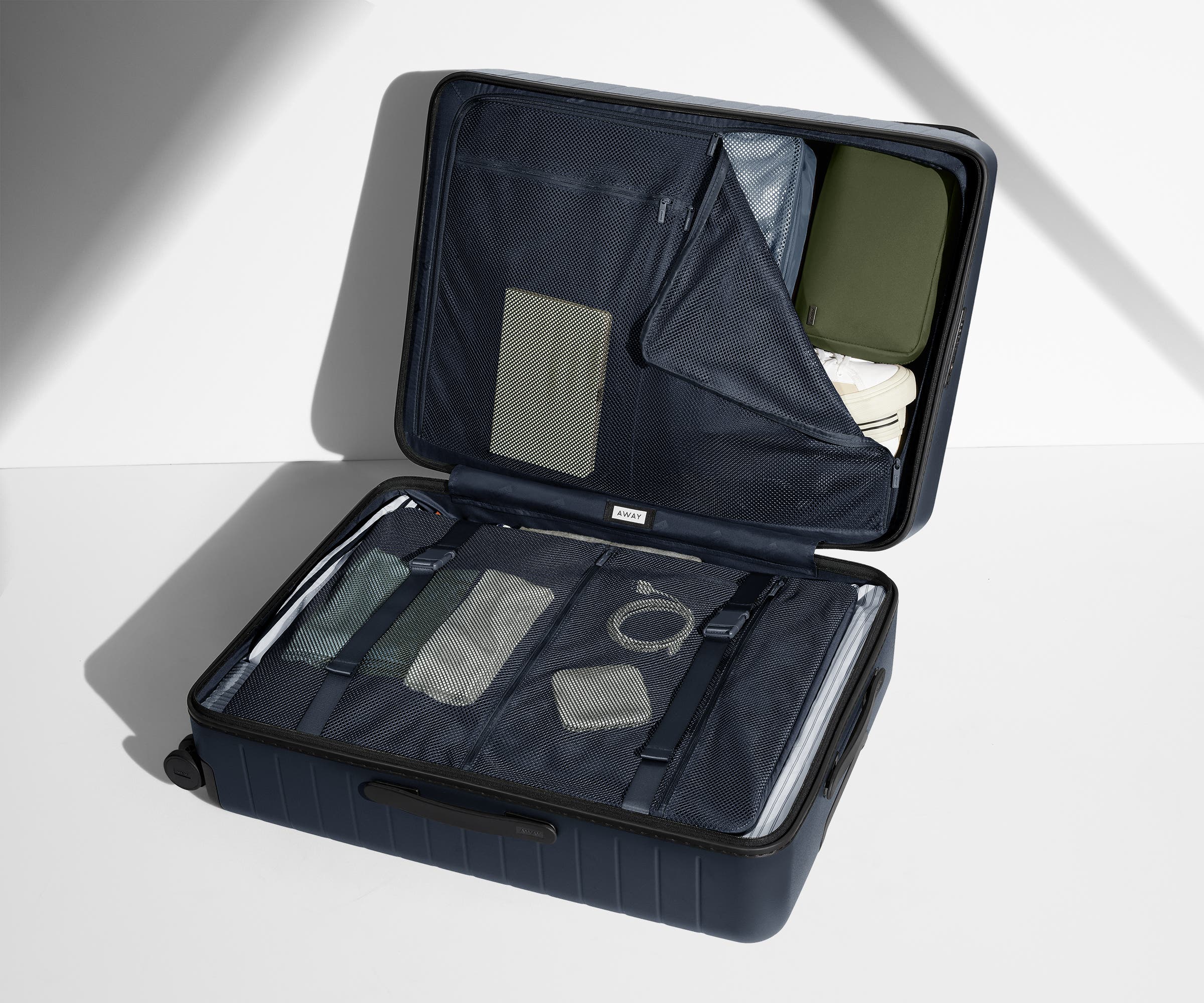 The Large in Navy Blue - Image 4