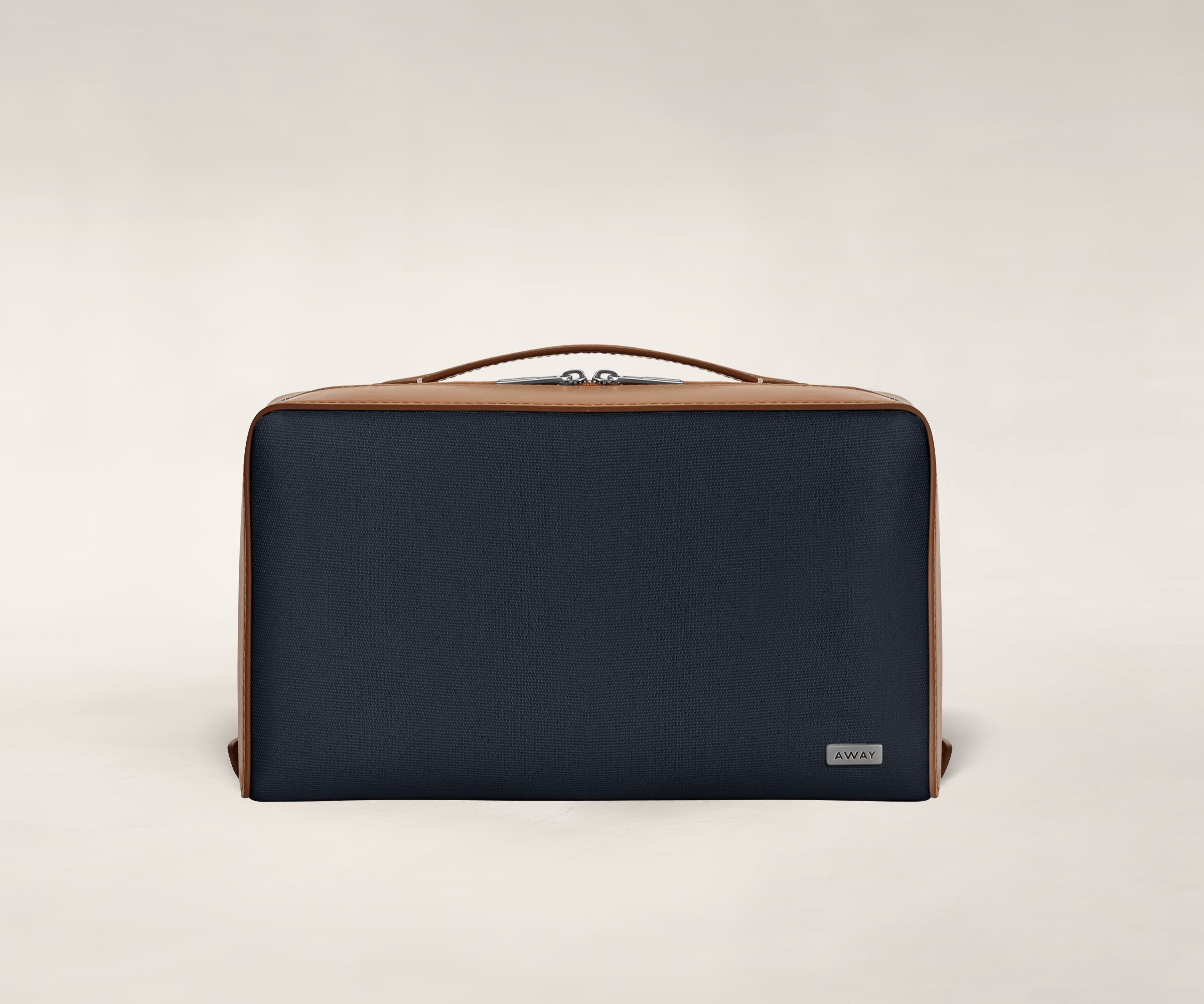 The Large Toiletry Bag in Marine - Image 3