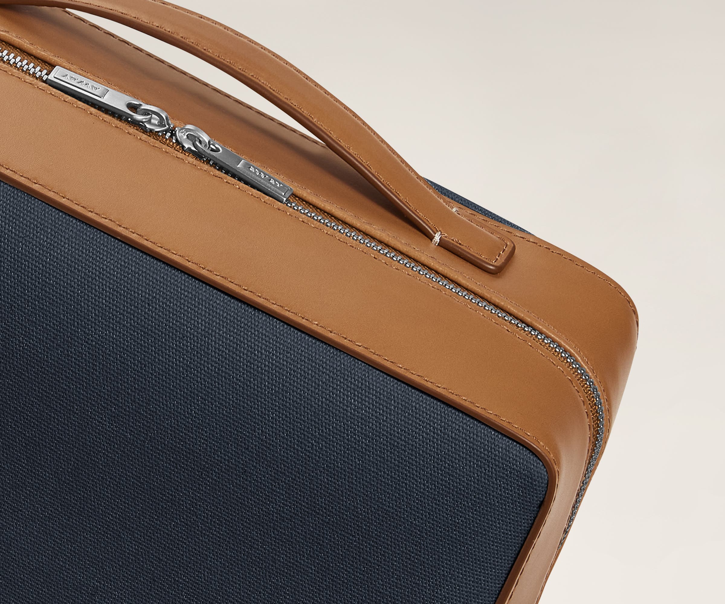 The Large Toiletry Bag in Marine - Image 7