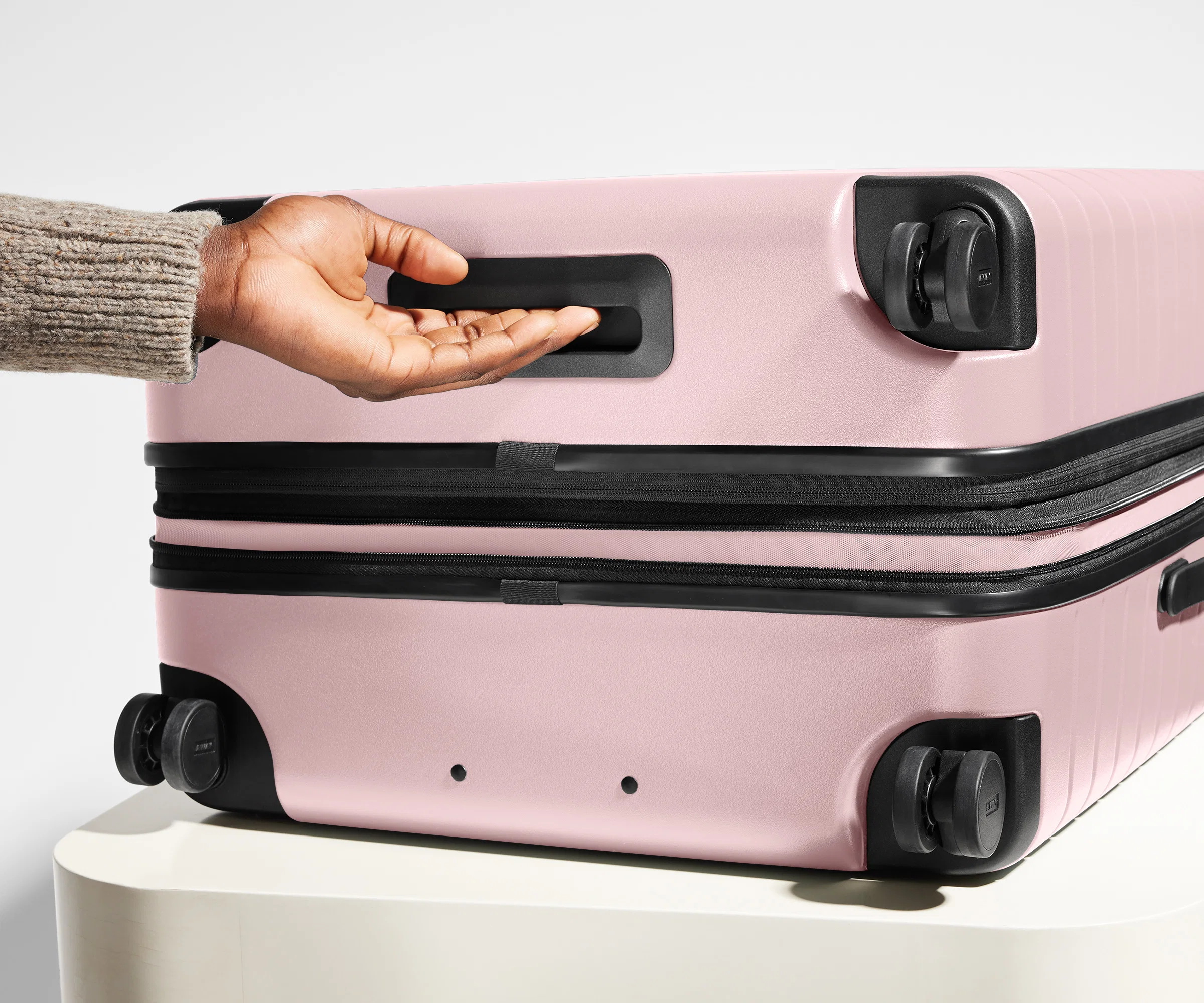 The Medium Flex in Blush Pink - Image 6