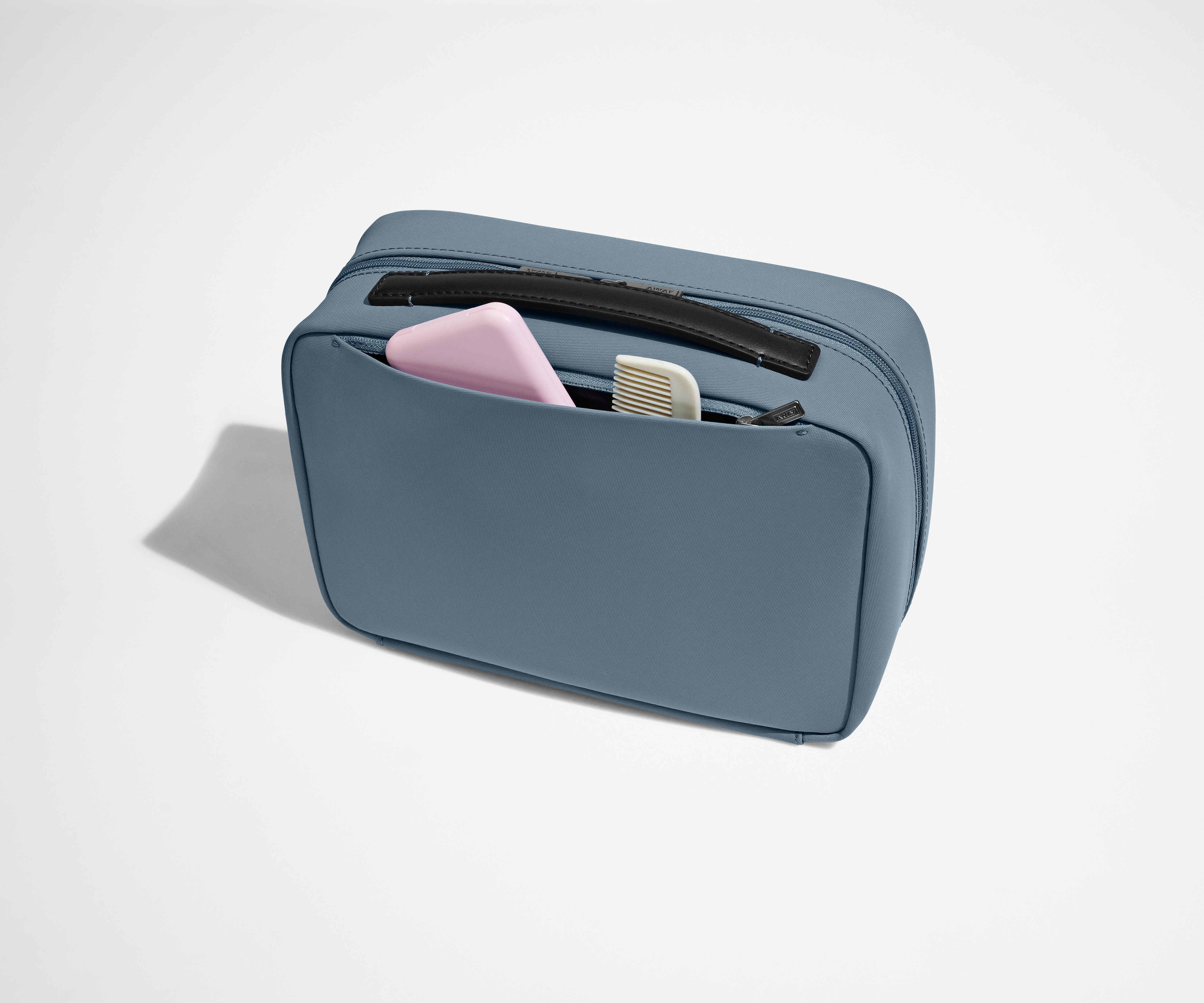 The Hanging Toiletry Bag in Coast Blue - Image 5