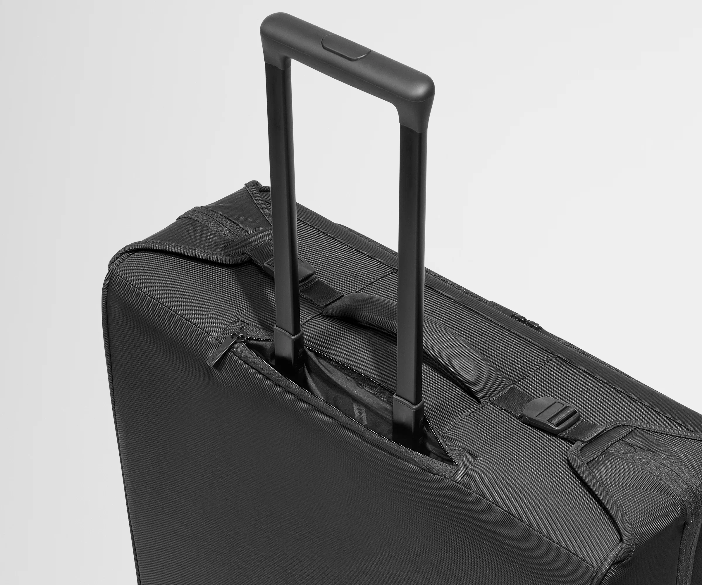 Softside Garment Roller in Jet Black - Image 9