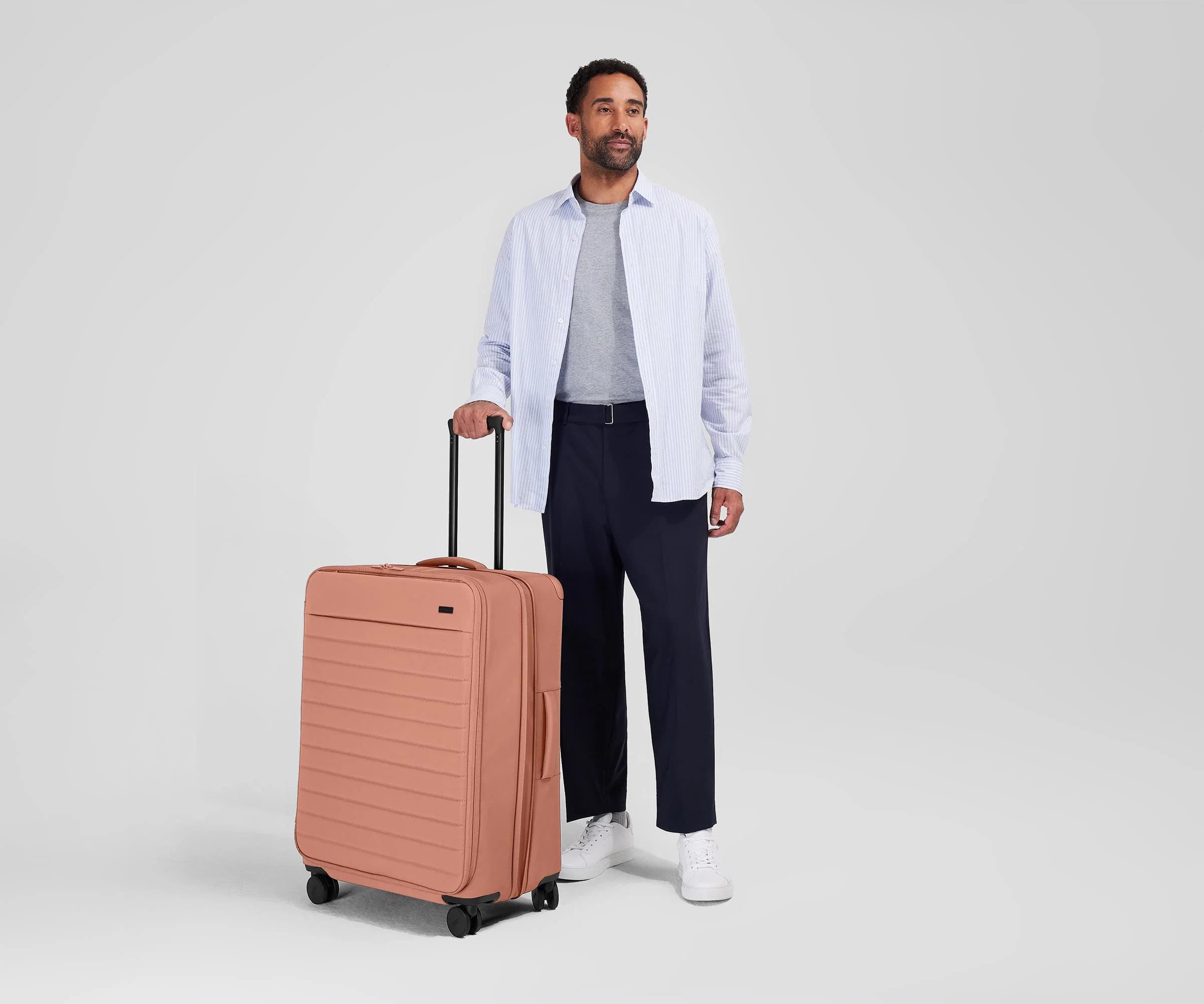 Softside Large in Clay Pink - Image 4
