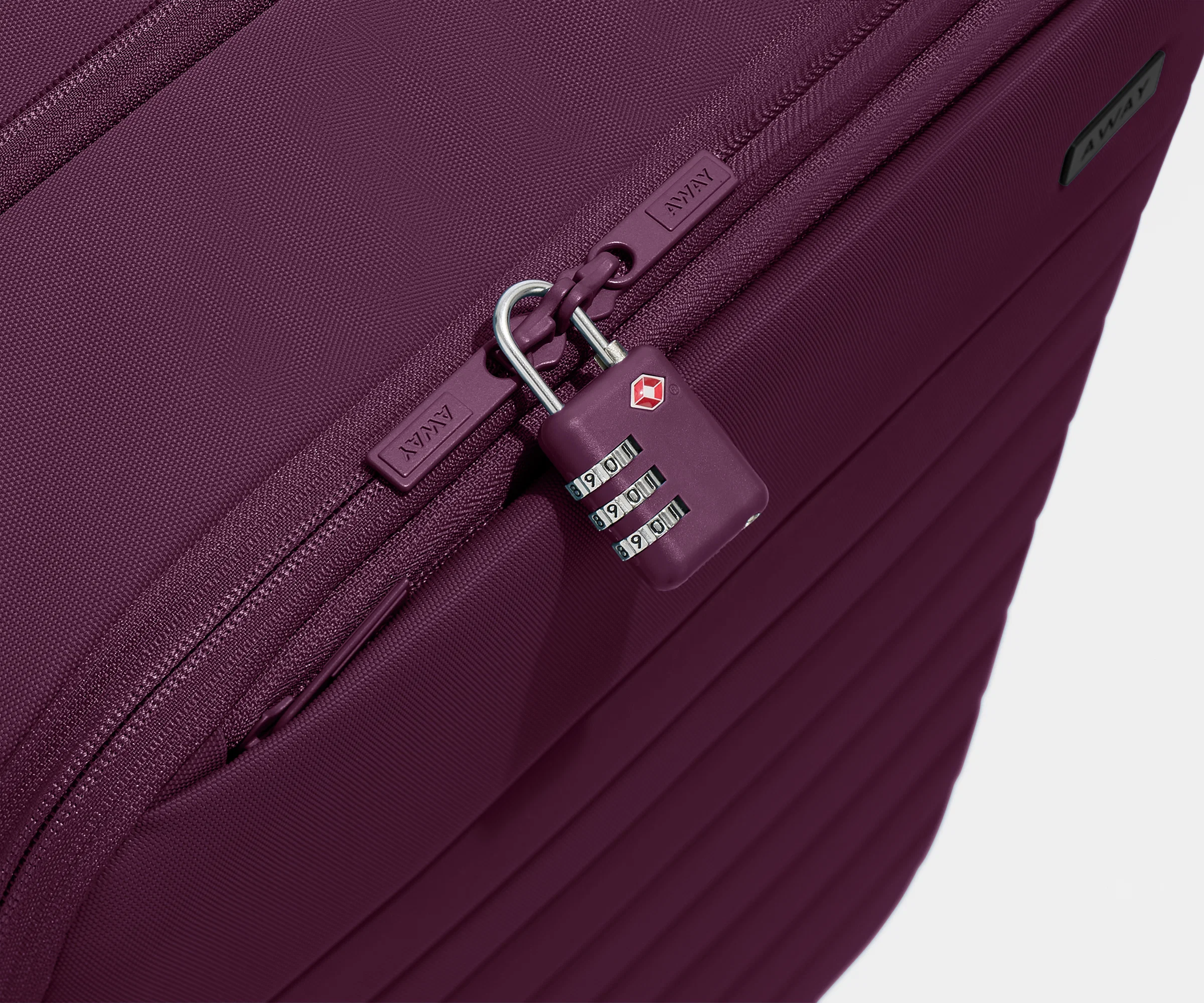 Softside Large in Plum Purple - Image 10