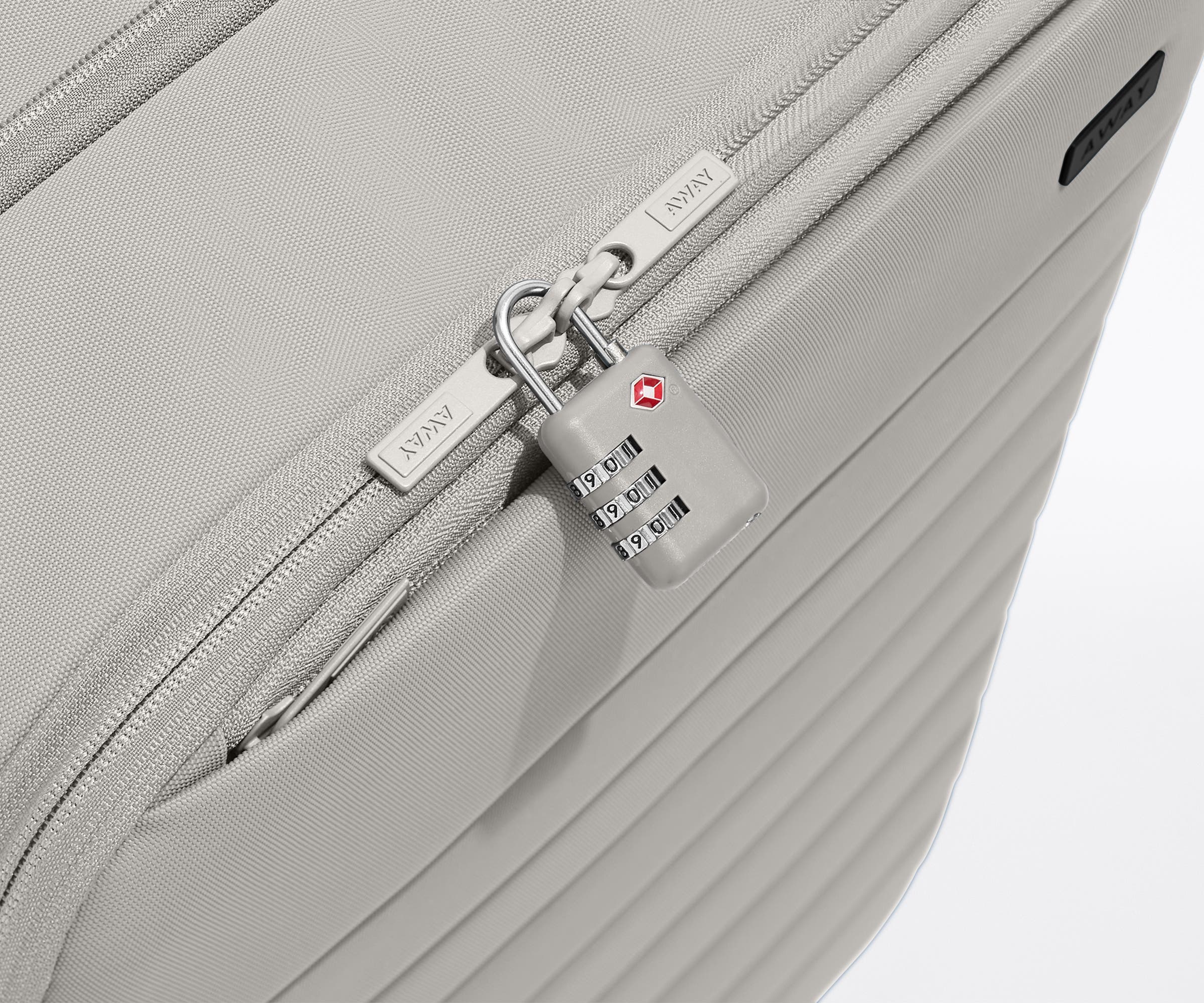 Softside Medium in Cloud Gray - Image 10