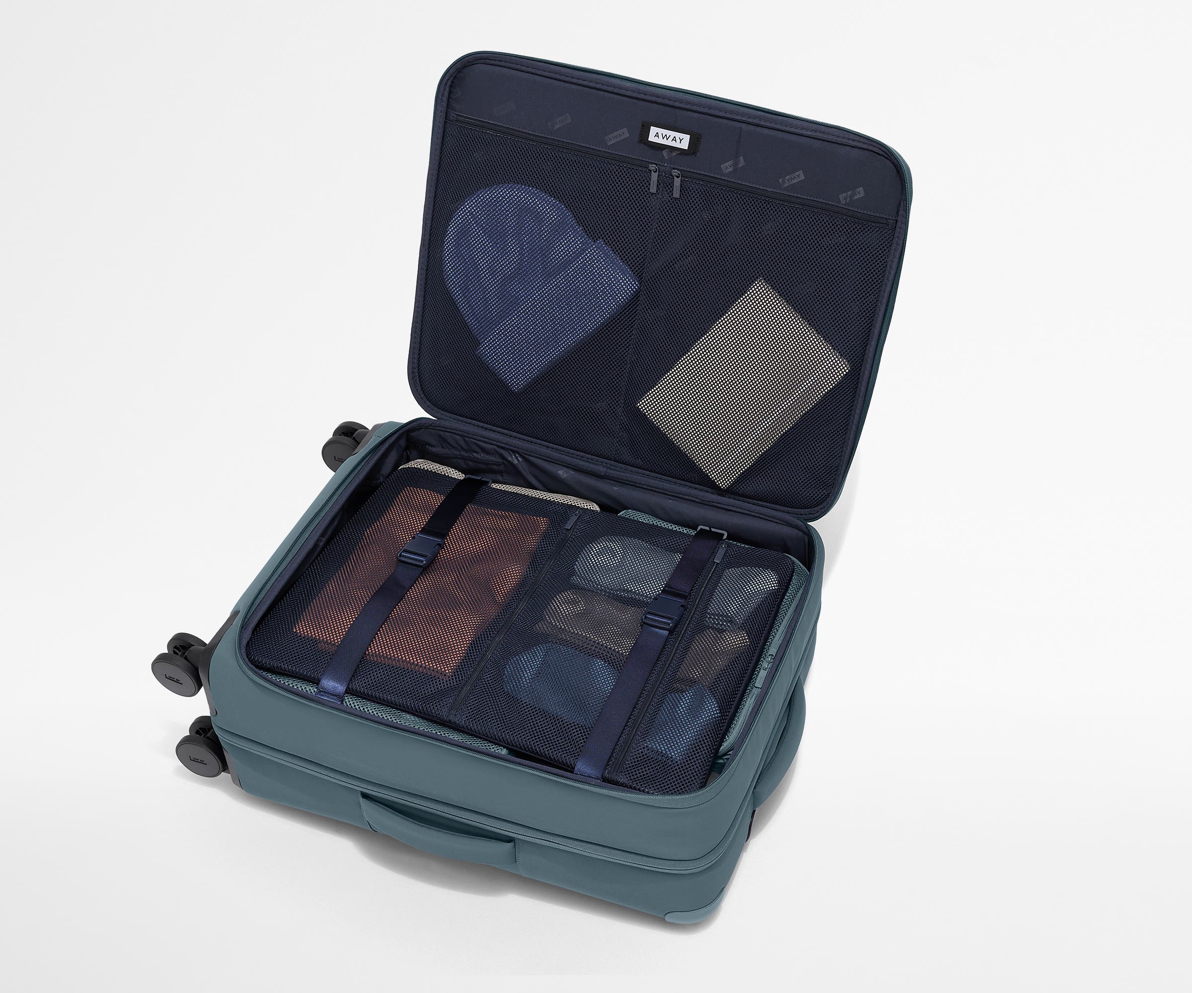 Softside Medium in Coast Blue - Image 5