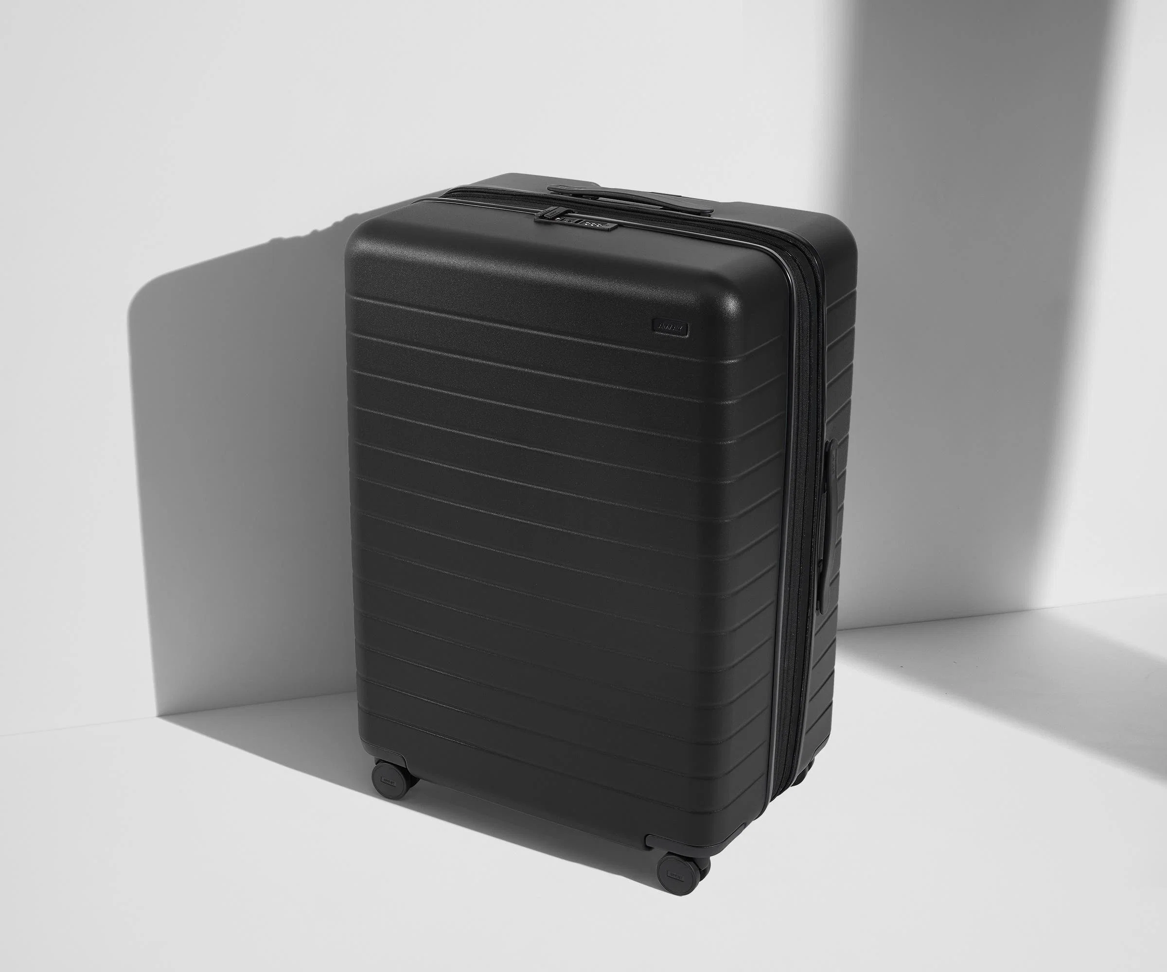 The Large Flex in Jet Black (DTM) - Image 14