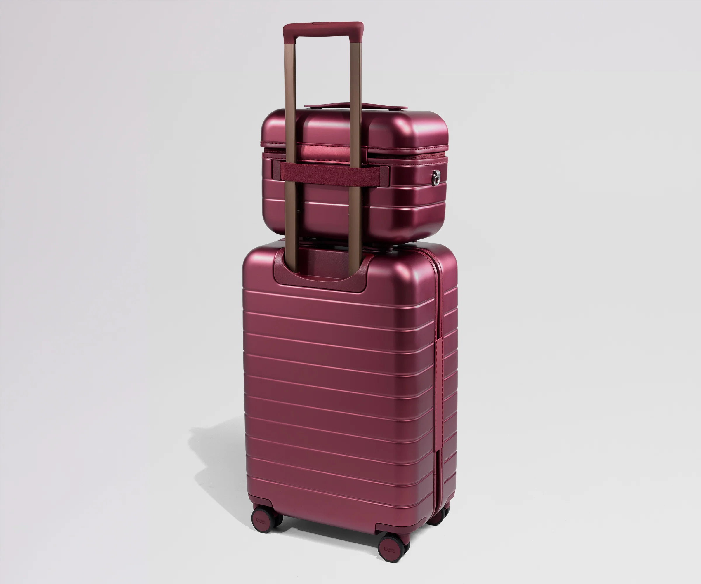 The Train Case in Ruby Haze - Image 4