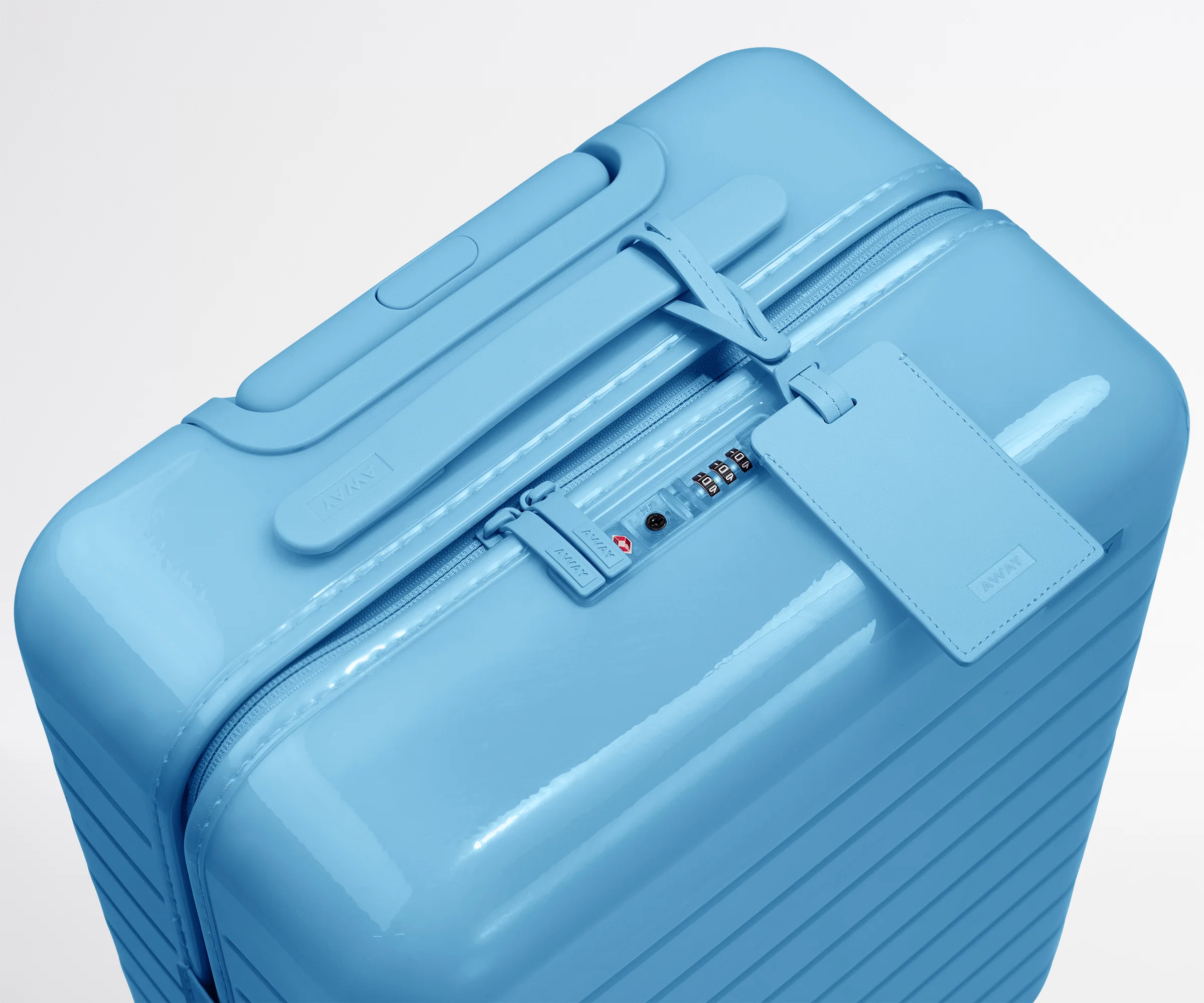 Travel Essentials Bundle - Image 5